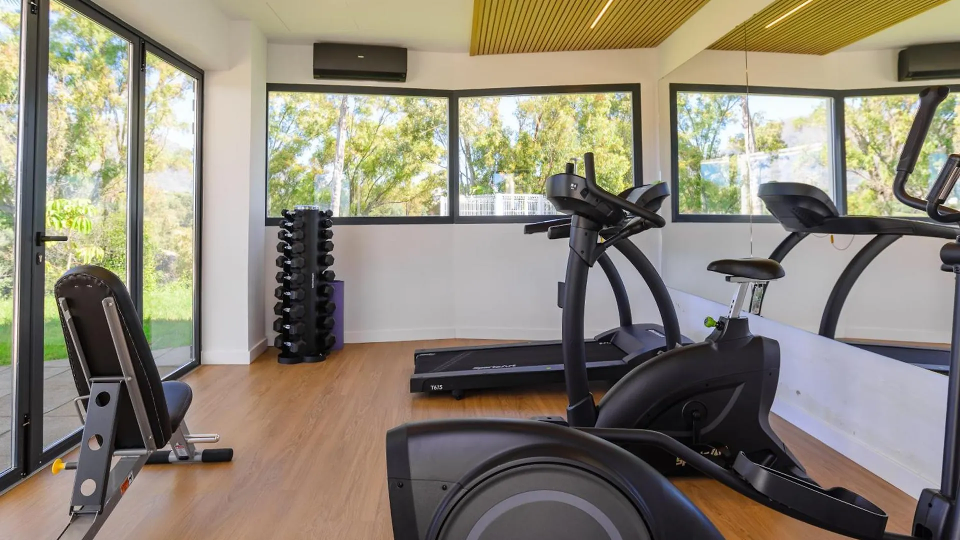 One-80 Suite 2440 Estepona