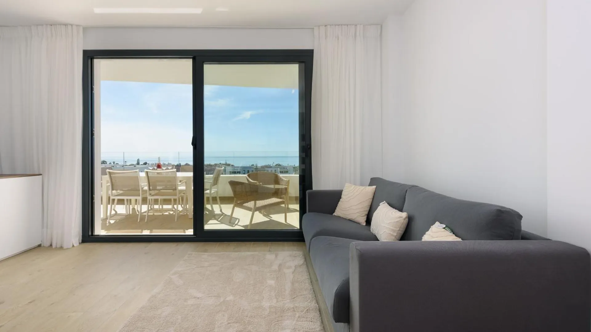 One-80 Suite 2440 Estepona Spain